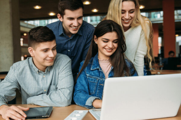 Bachelor Banque, Finance et Assurance à Lorient